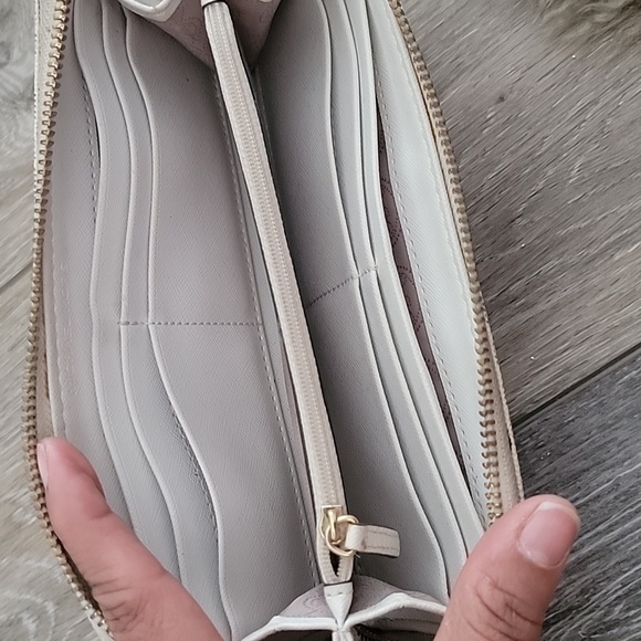 Wallet - Picture 6 of 7